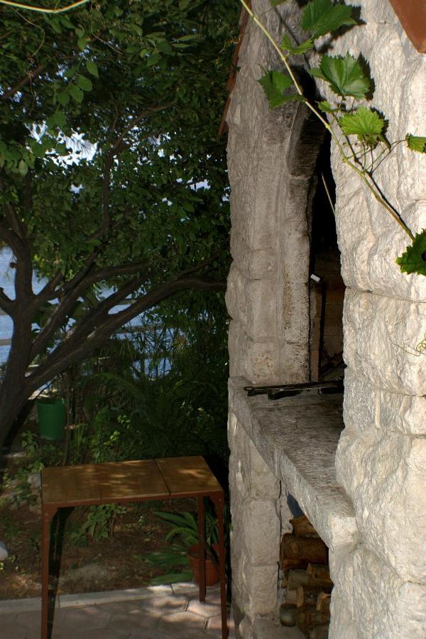 Apartments By The Sea Pisak, Omis - 2802 Экстерьер фото