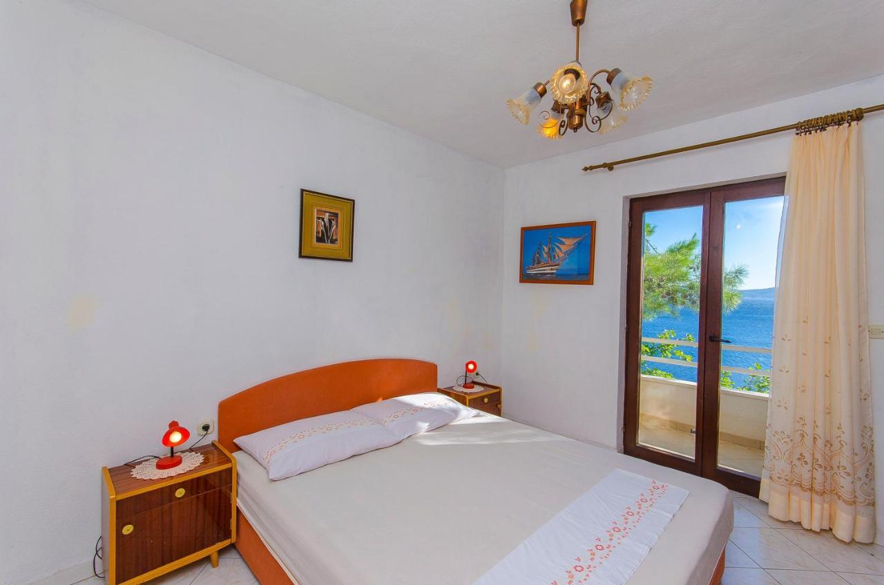 Apartments By The Sea Pisak, Omis - 2802 Экстерьер фото